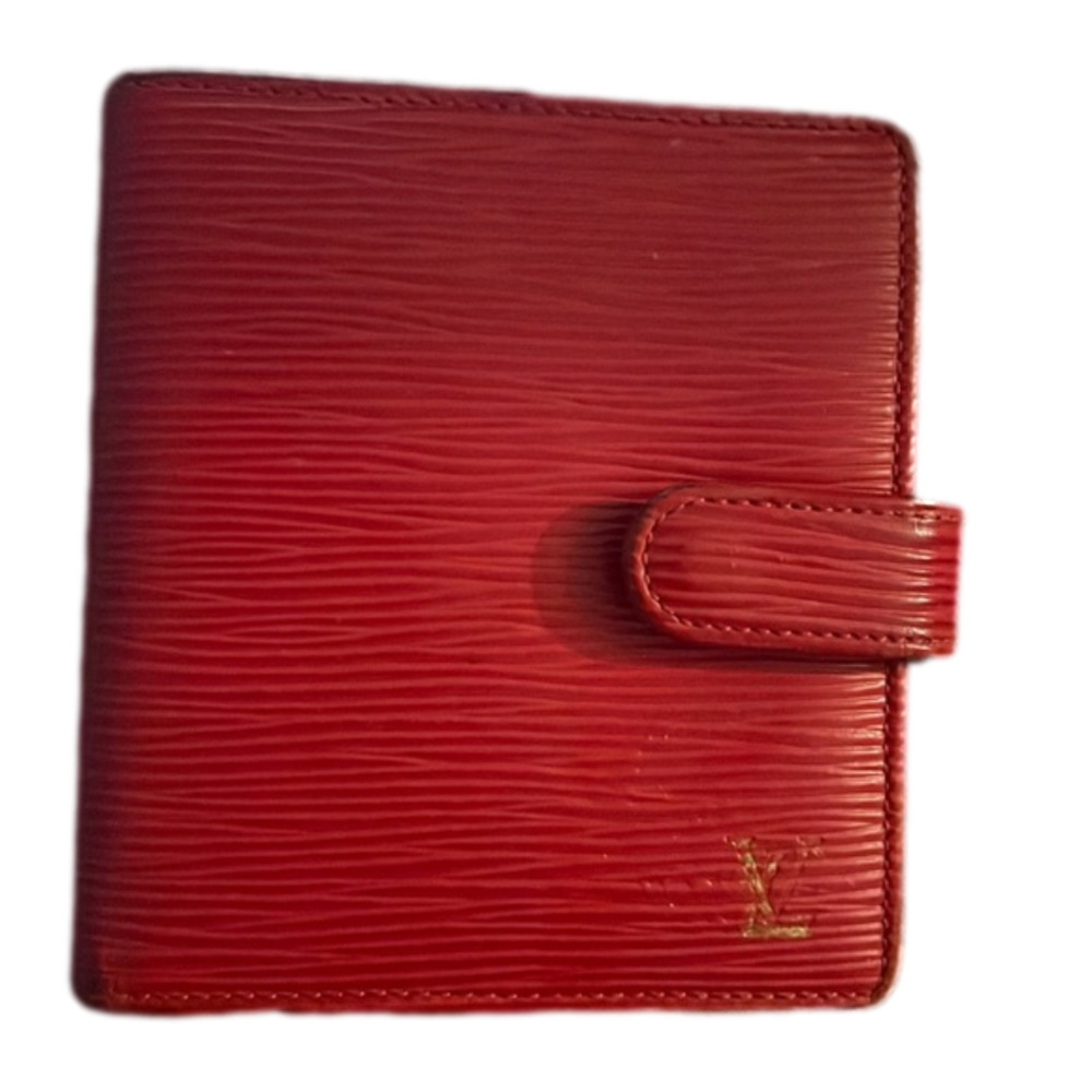 💯 Authentic Red LV Epi Wallet​